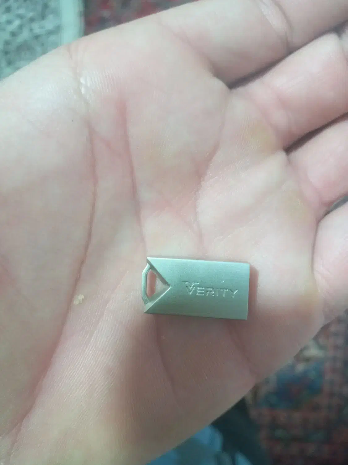 فلش. 16قیق|لوازم جانبی موبایل و تبلت|صوفیان, |دیوار