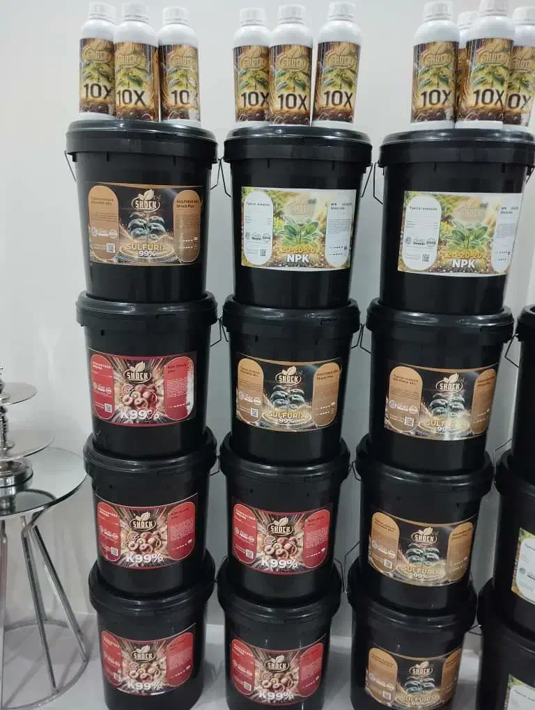 فروش انواع کود شیمیایی مایع و پودری|خدمات باغبانی و درختکاری|جیرفت, |دیوار