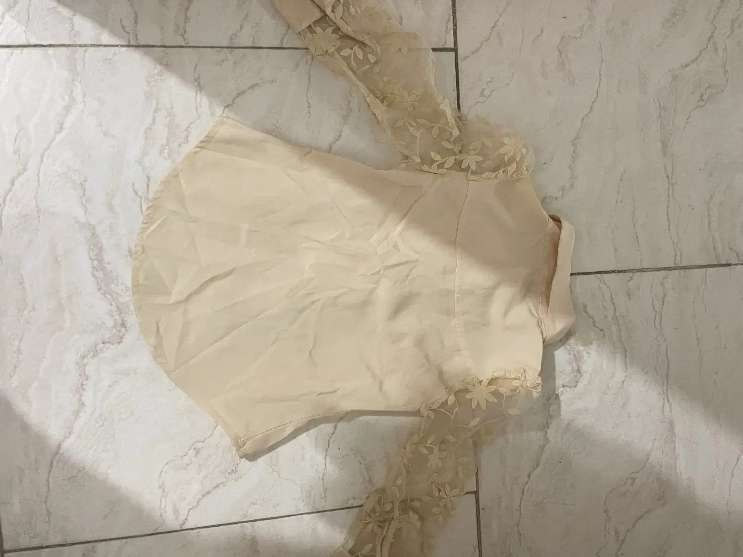 بلوز مجلسی دخترانه مناسب4تا6سال|کفش و لباس بچه|سبزوار, فیاض|دیوار