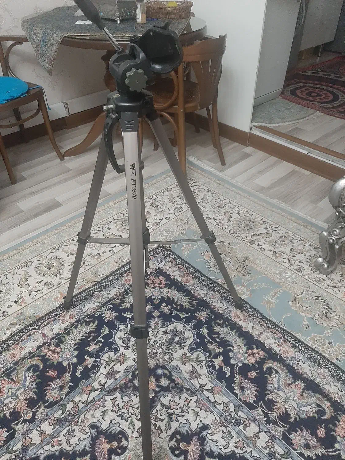 پایه دوربین وموبایل|دوربین عکاسی و فیلم‌برداری|تهران, یاخجی آباد|دیوار