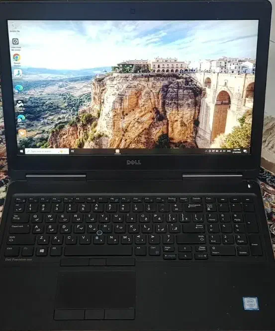 لب تاب|رایانه همراه|رشت, منظریه|دیوار