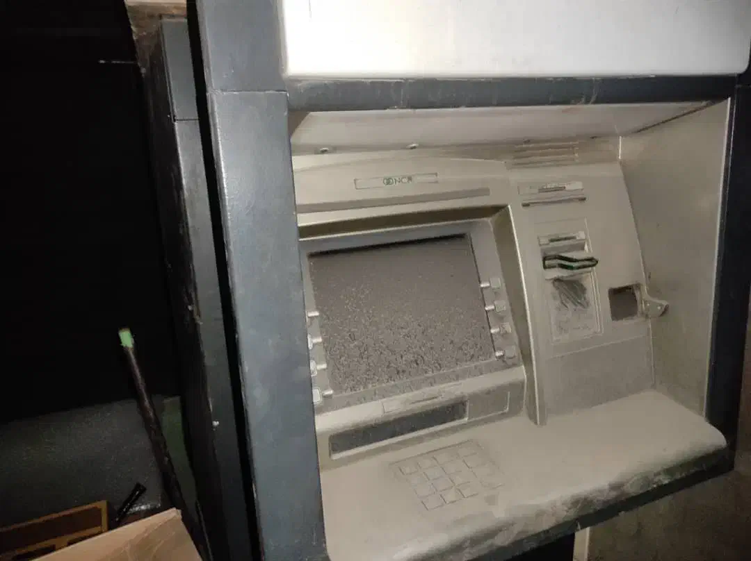 دستگاه عابر بانک ncr|ماشین‌آلات صنعتی|اهواز, فاز ۱ پادادشهر|دیوار