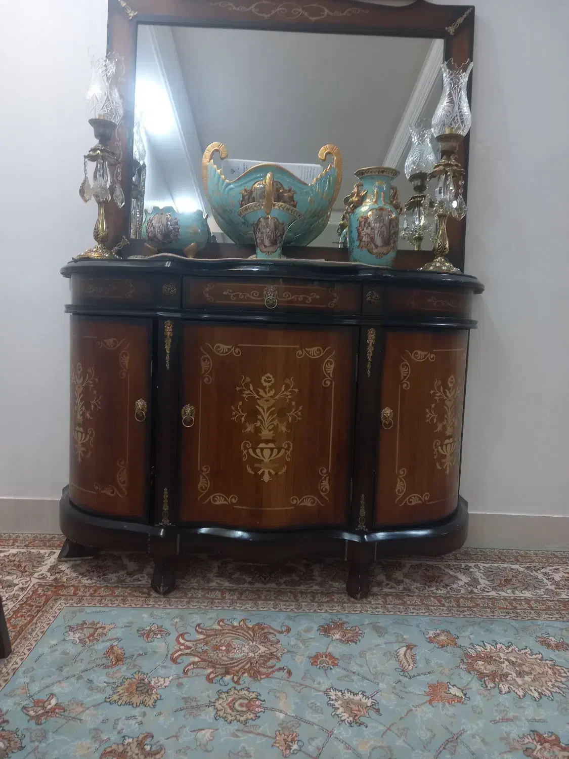 آینه و کنسول|بوفه، ویترین، کنسول|خرمآباد, |دیوار