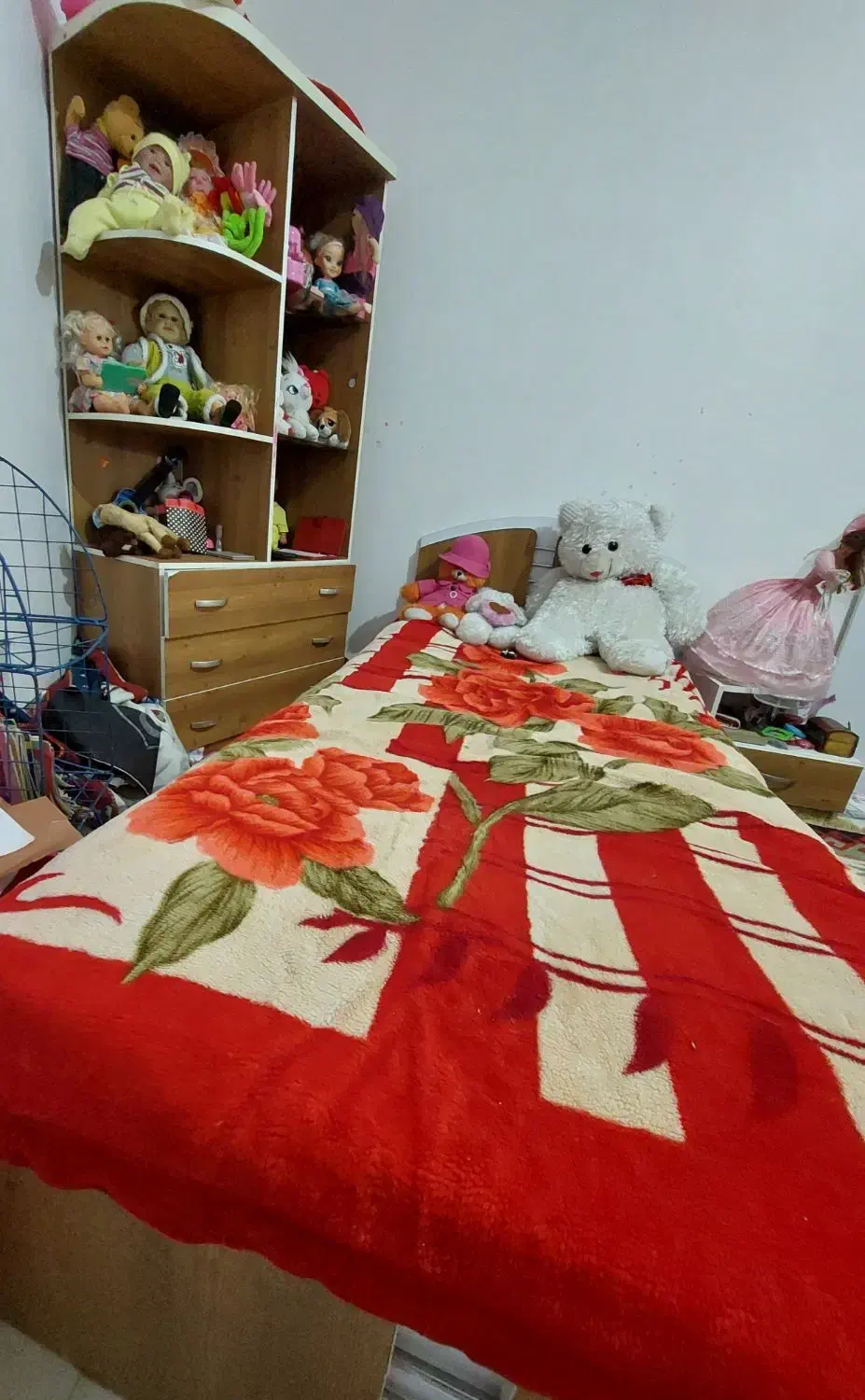 سرویس خواب یک نفره|تخت و سرویس خواب|کرمان, |دیوار