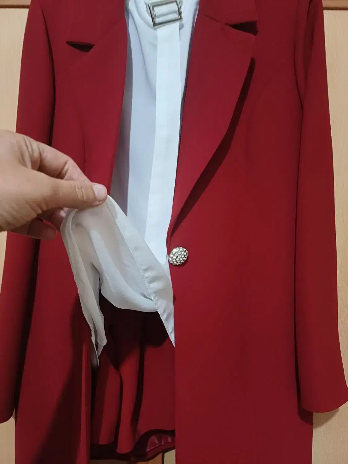 لباس مجلسی|لباس|ایلام, |دیوار