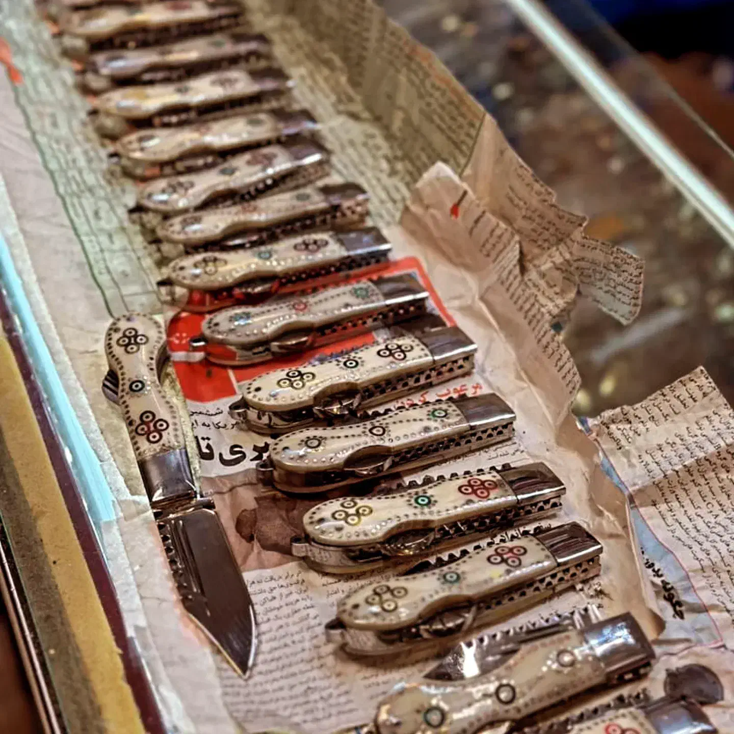 همه نوع چاقو زیر قیمت بازار|کلکسیون و سرگرمی|زنجان, |دیوار