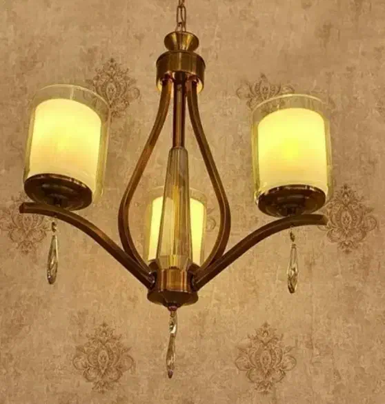 لوستر ۳شعله آشپزخانه رنگ آنتیک درحد نو|لوستر و چراغ آویز|مشهد, حسینآباد|دیوار