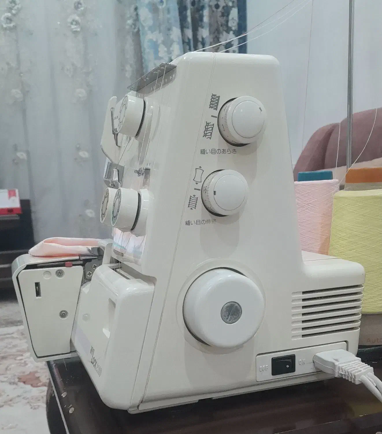 چرخ سردوز چهار نخ ژانومه|چرخ خیاطی و ریسندگی|محمدشهر, محمدشهر|دیوار