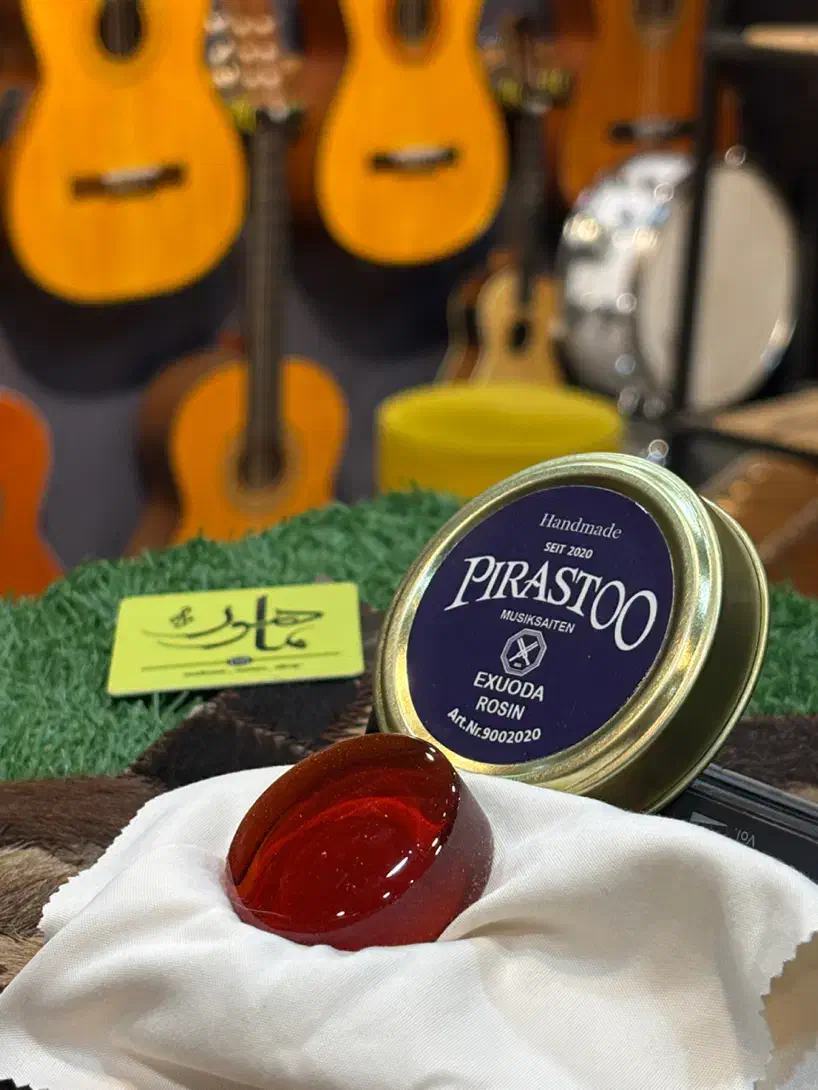 کلیفن کمانچه،ویولن|ویولن|خرم‌آباد, |دیوار