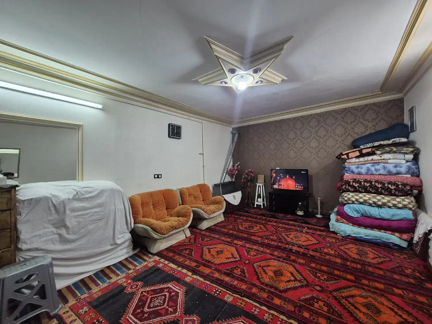 150متربنا در بر۵ /در 3طبقه/پنج قدم تا خیابان اصلی|فروش خانه و ویلا|قرچک, مهدیه|دیوار