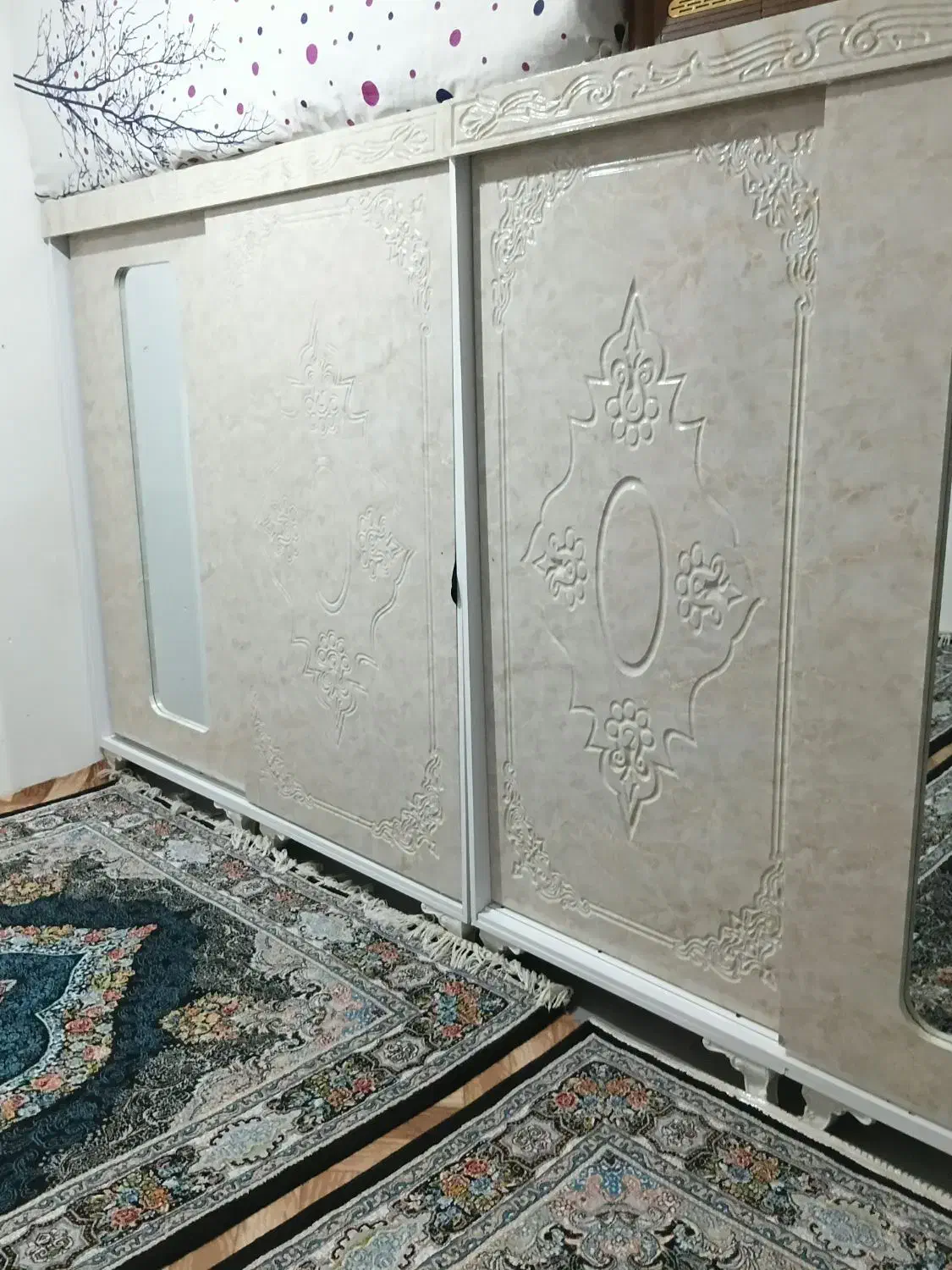 کمدصفر|جاکفشی، کمد، دراور|پیرانشهر, |دیوار