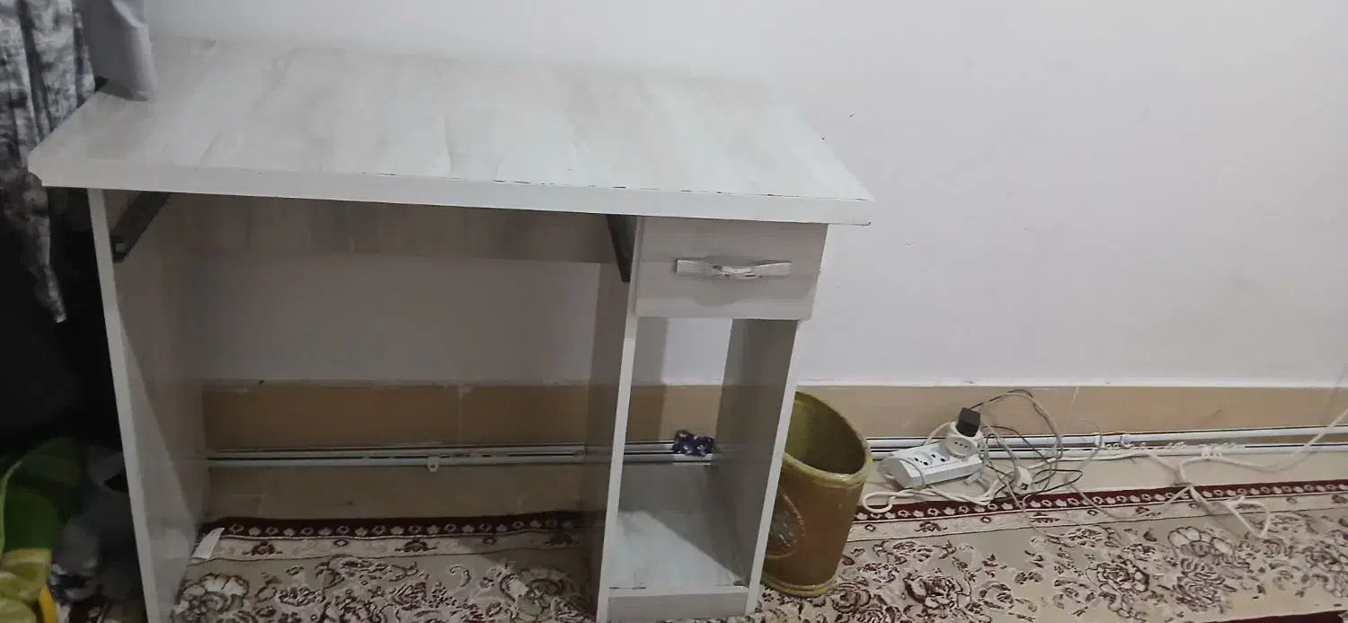 میز کامپیوتر و میز عسلی|میز تحریر و کامپیوتر|سبزوار, توحیدشهر|دیوار