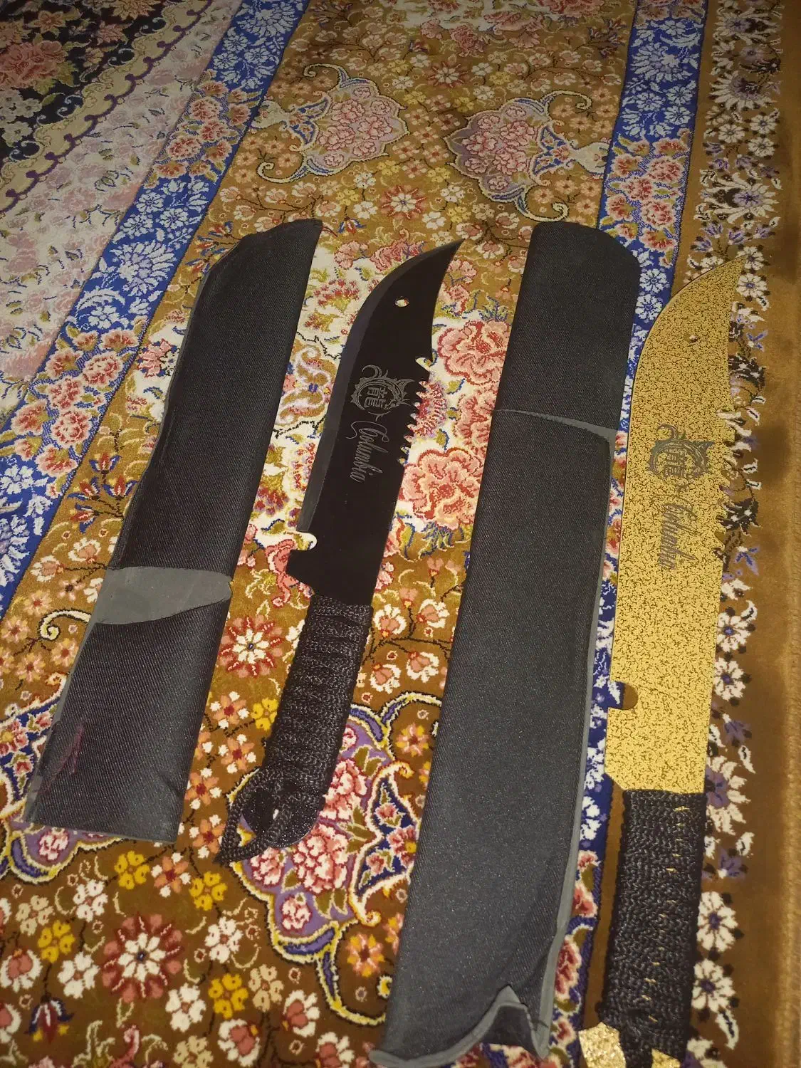 چاقو|کوهنوردی و کمپینگ|فولادشهر, B2|دیوار