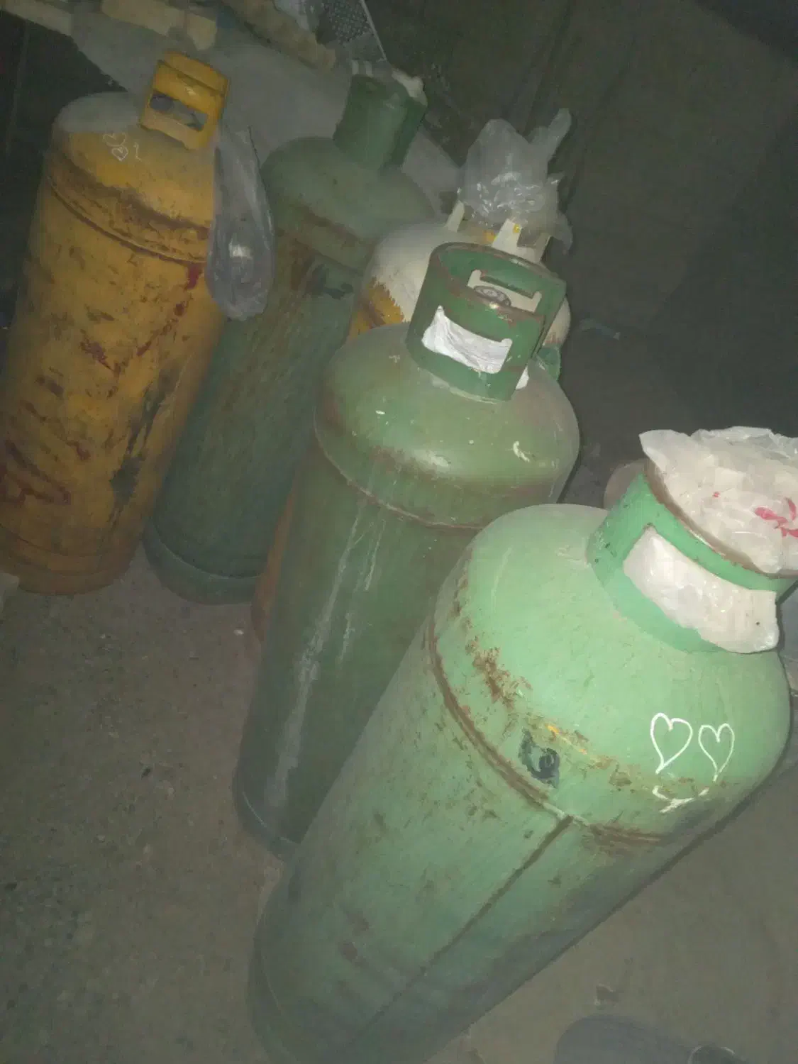 پنج عدد کپسول گاز 50کیلویی|اجاق گاز و لوازم برقی پختوپز|زهک, |دیوار