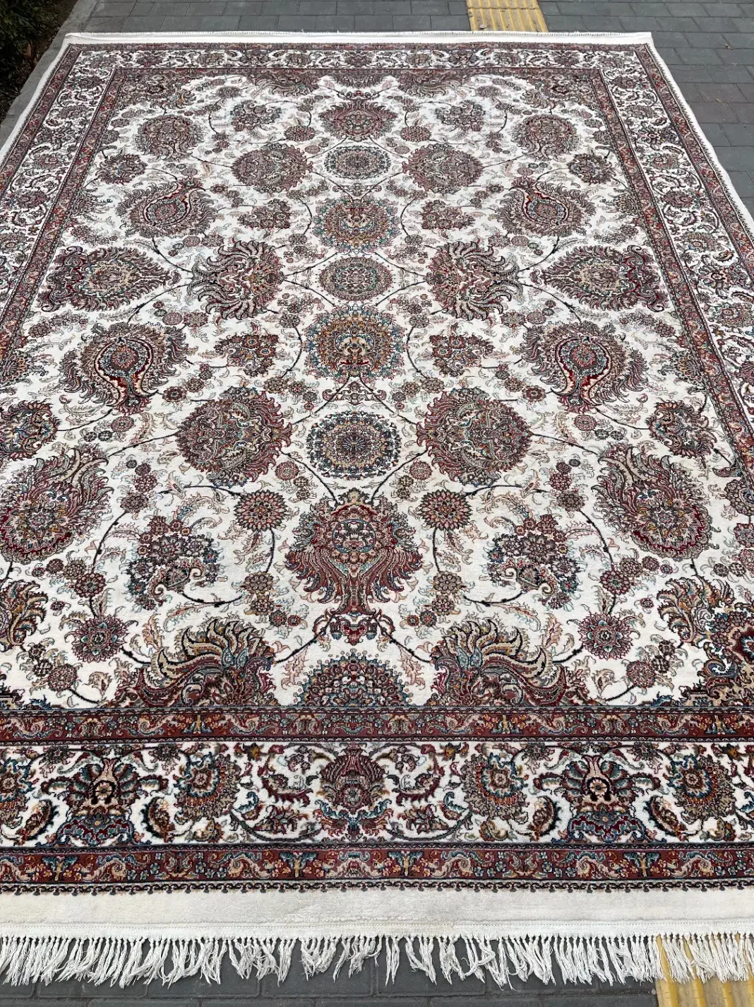 یه تخته ۱۲ متری ۷۰۰ شانه باغ بهشت|فرش|مشهد, جلالیه|دیوار