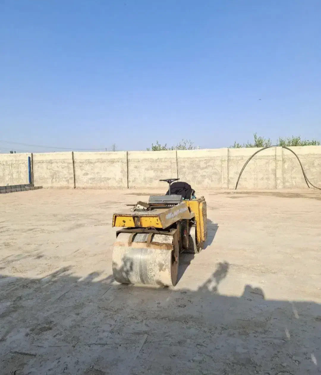 کرایه دهنده غلطک سی جی ۱۱آلمانی دمدار۷۵ کپمکی قوی|خدمات حمل و نقل|آبیک, |دیوار