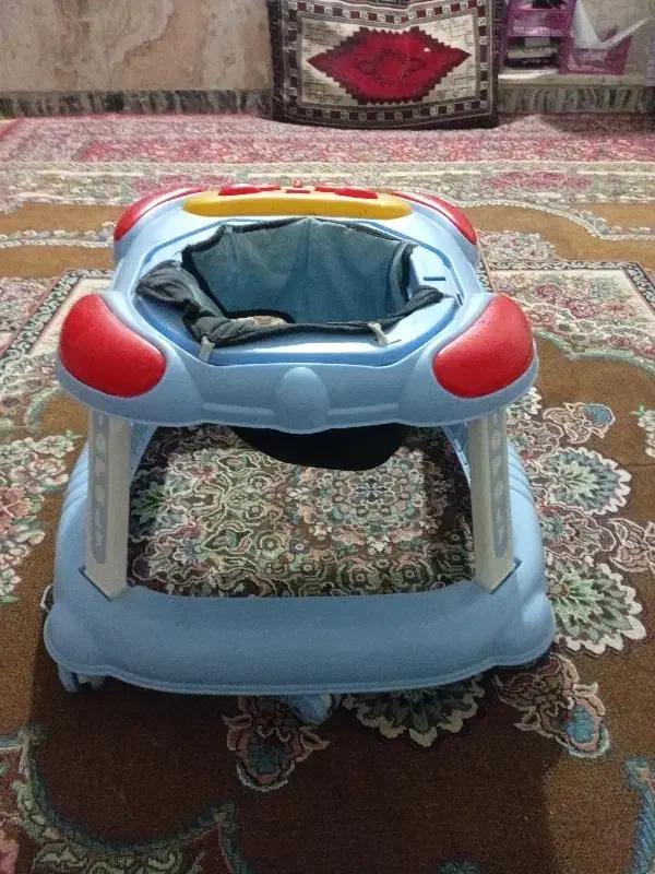 رورک بچه سالم نو دکمه دار اهنگ میخونه بامهلت تست|کالسکه و لوازم جانبی|تفت, |دیوار