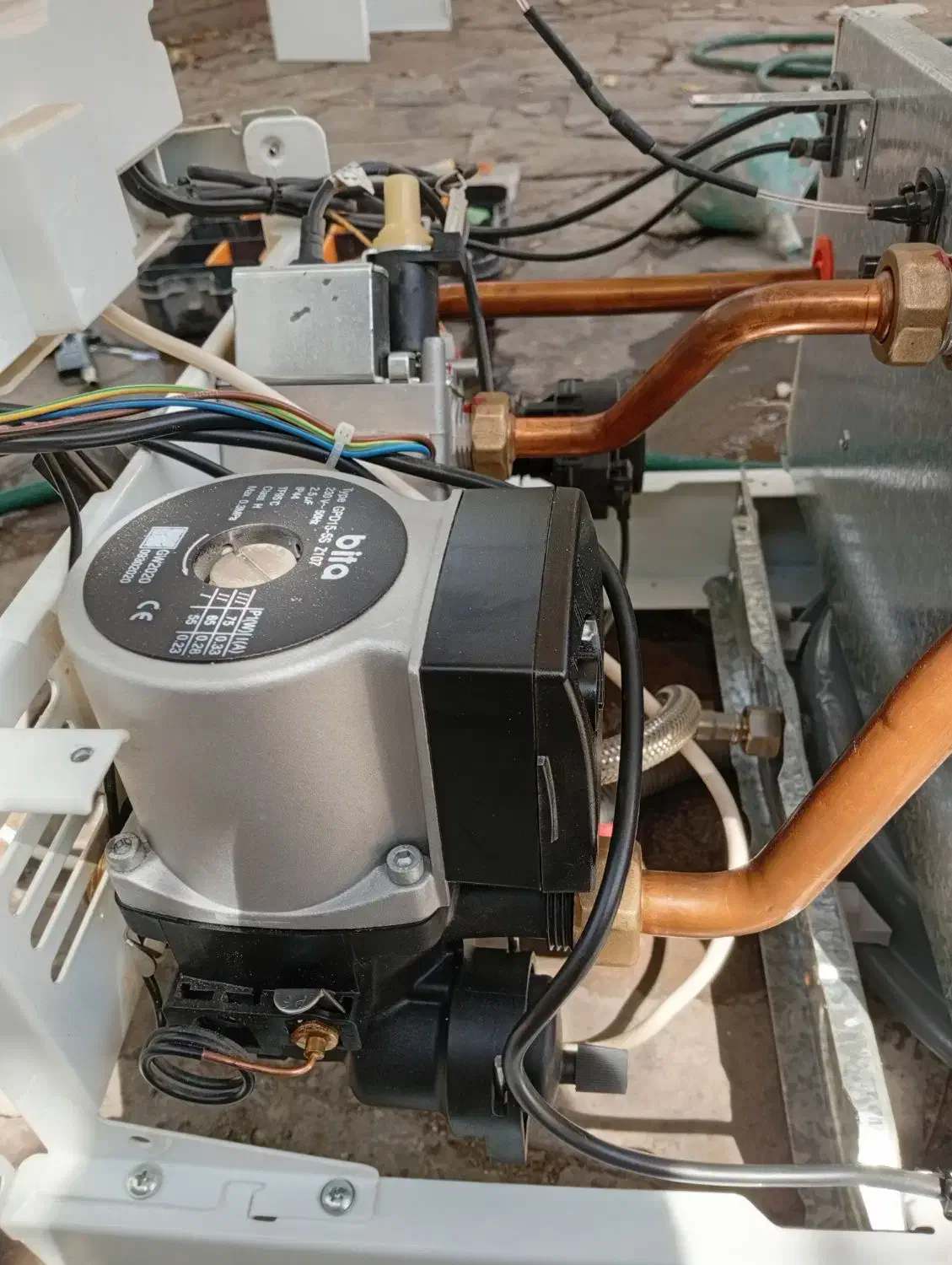 نصب سرویس تعمیر پکیج آبگرمکن کولر گازی تاسیسات|آبگرمکن، پکیج، شوفاژ|گلبهار, شهر جدید گلبهار|دیوار