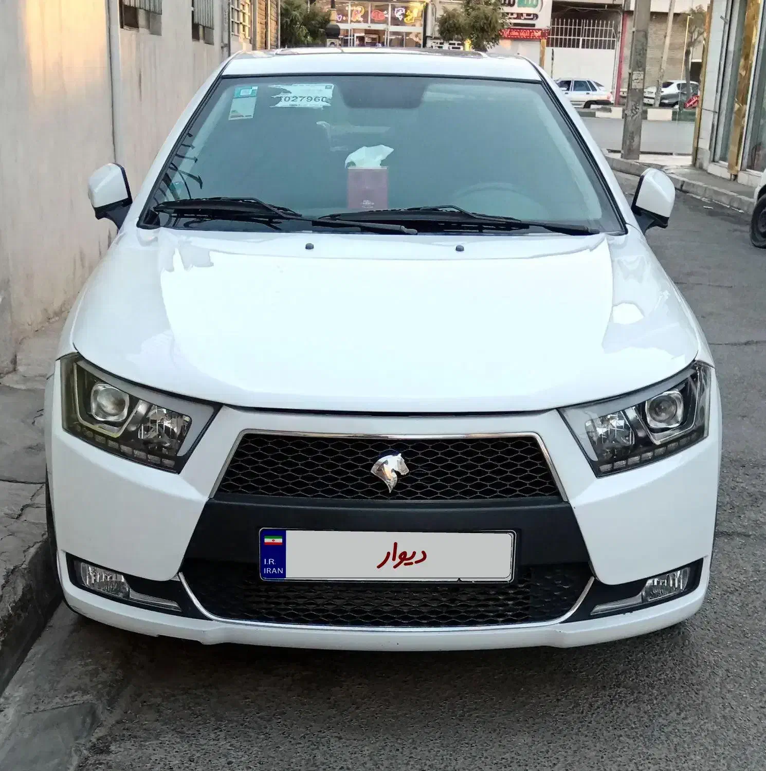 دنا پلاس توربو اتومات 1402|خودرو سواری و وانت|هشتگرد, شهرک بعثت|دیوار