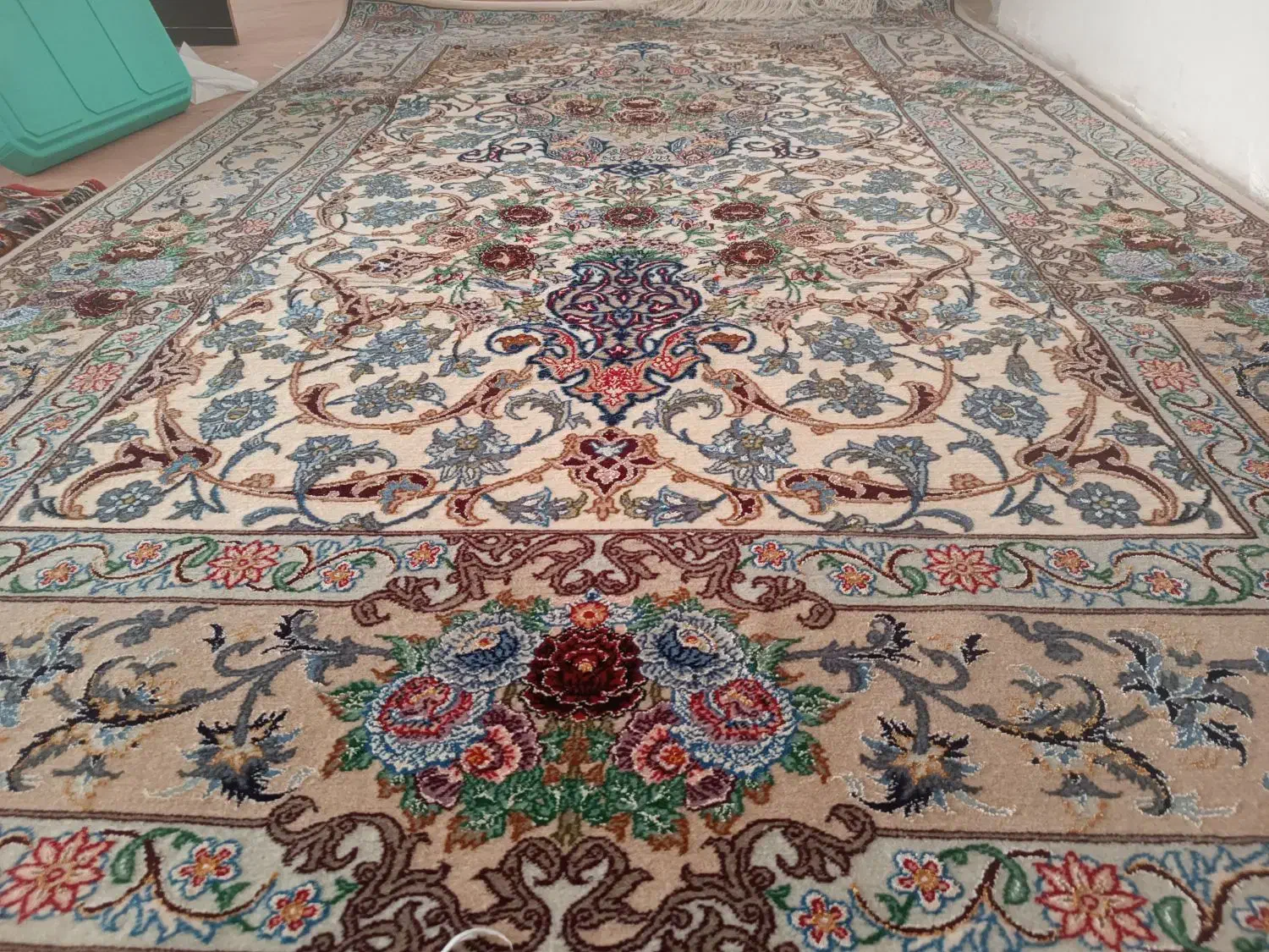 فرش  قالی دست بافت|فرش|اصفهان, ولدان|دیوار