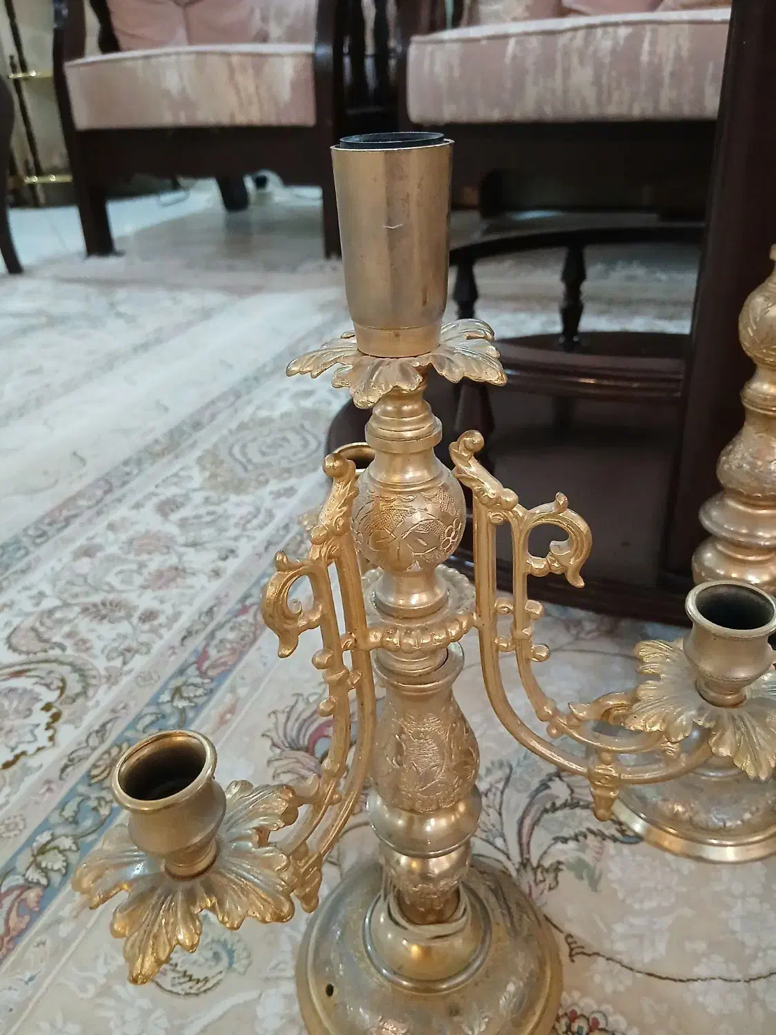 آیینه و شمعدان برنجی حکاکی‌دستی، اصیل و سالم|صنایع دستی و سایر لوازم تزئینی|تهران, هفت چنار|دیوار