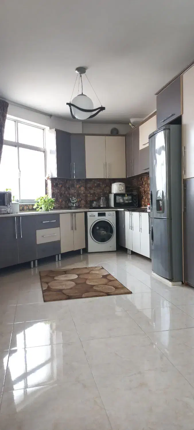 دو طبقه دو واحد رو پیلوت طبقه ی اول برای فروش|فروش آپارتمان|رشت, ترمینال|دیوار