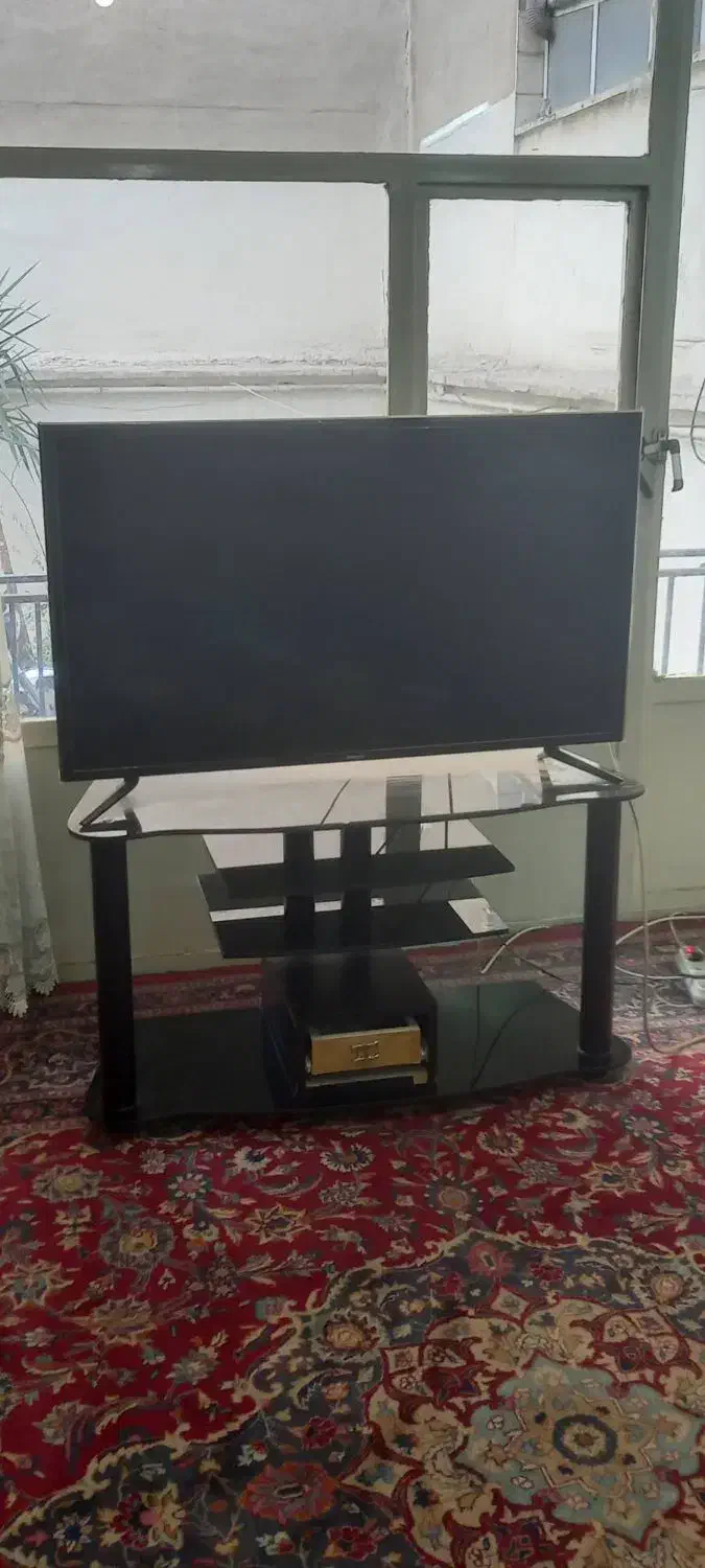 تلویزیون سامسونگ دیجیتال ۴۳ اینچ کیفیت تصویر عالی|تلویزیون و پروژکتور|تهران, دژکام|دیوار