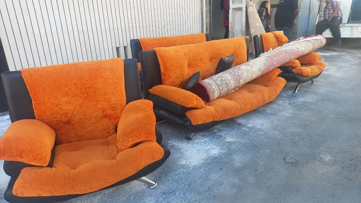 مبل|مبلمان خانگی و میز عسلی|یزد, |دیوار