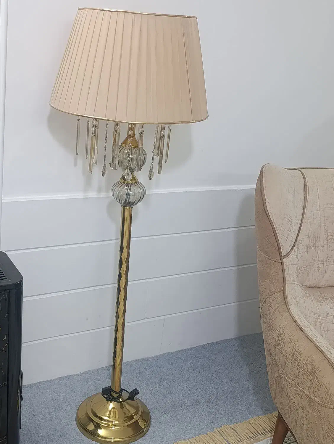 در حدنو|چراغ خواب و آباژور|سبزوار, هویزه|دیوار