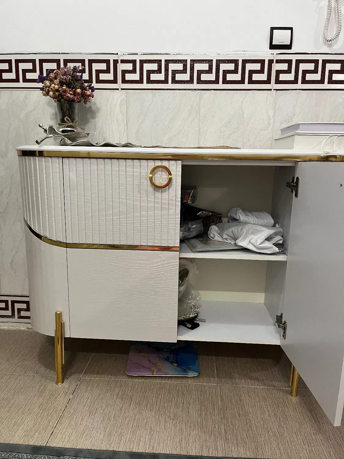 میز کنسول سفید نو|بوفه، ویترین، کنسول|یزد, |دیوار