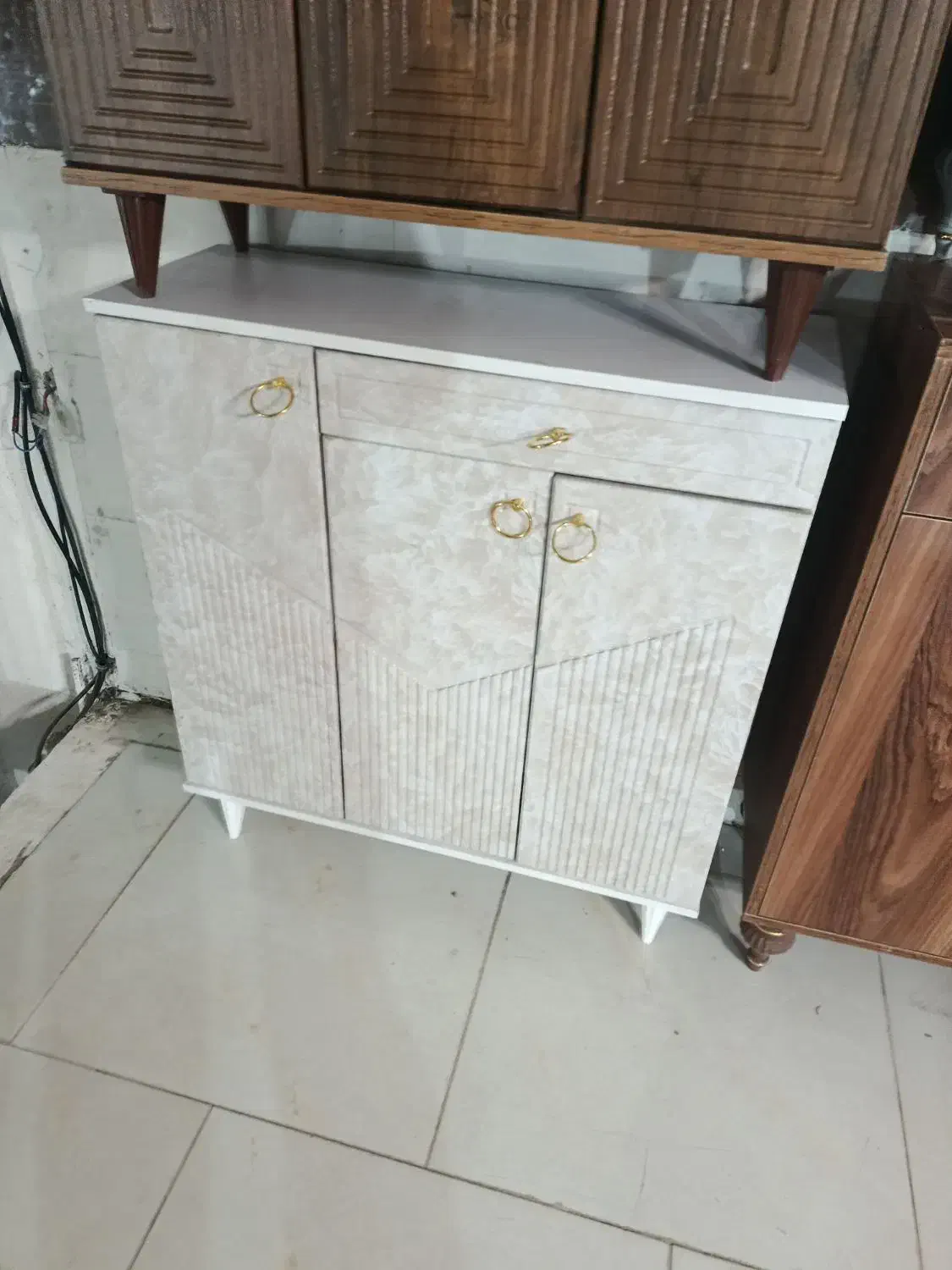 کفش دونی|میز تلویزیون|ارومیه, |دیوار