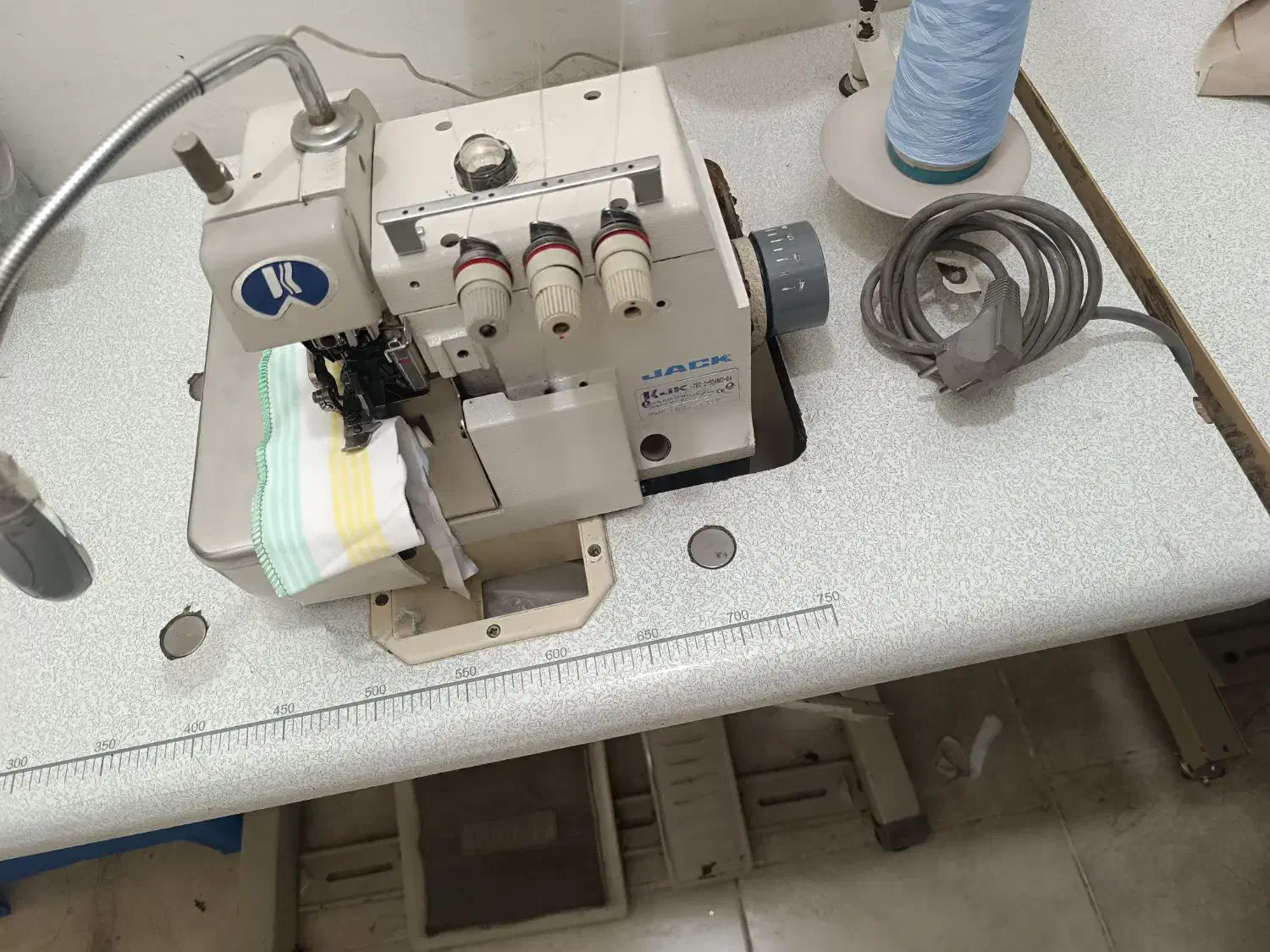 سردوز صنعتی جک سه نخ درجه یک|چرخ خیاطی و ریسندگی|محمدشهر, محمدشهر|دیوار