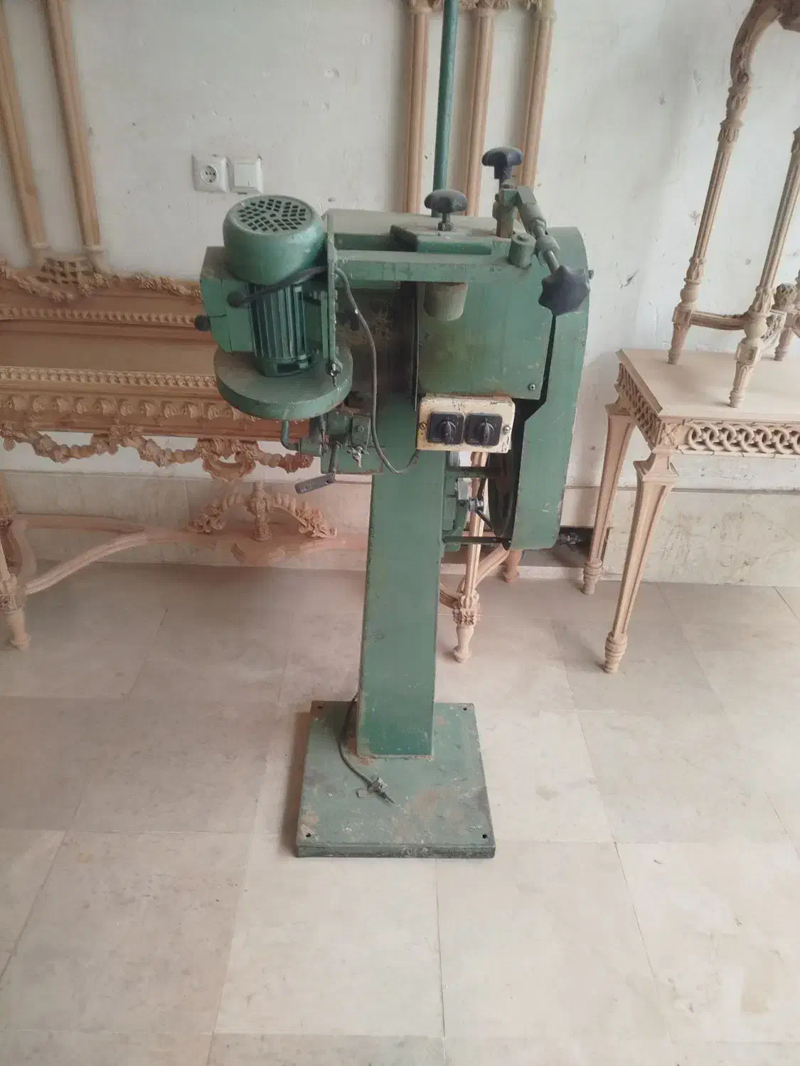 اره چاق کن|ابزارآلات|قم, کاسه گران|دیوار