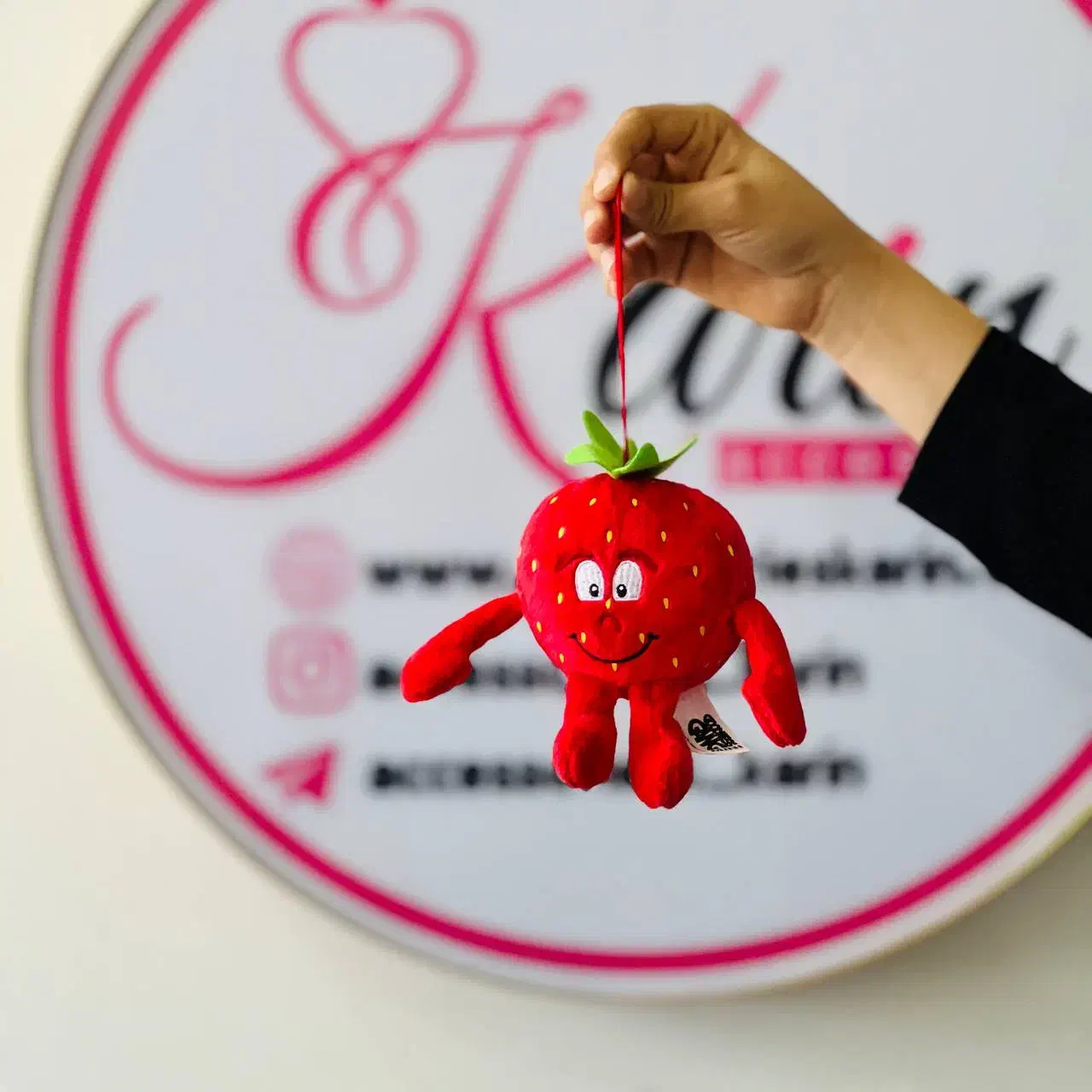 عروسک|اسباب‌‌بازی|بانه, |دیوار