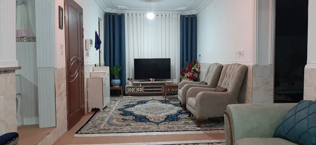 فروش آپارتمان۹۵متری ۲خواب خیابان امام خمینی شمالی|فروش آپارتمان|زابل, |دیوار