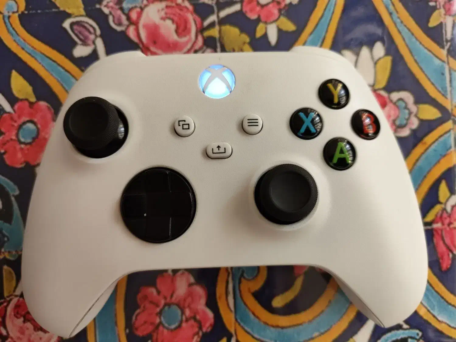 ایکس باکس سری اس Xbox  s|کنسول، بازی ویدئویی و آنلاین|قم, بکایی|دیوار