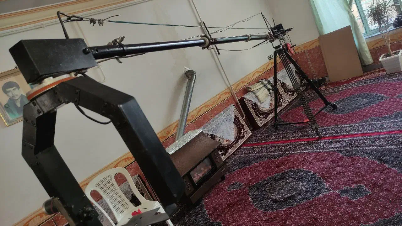 کرین تلسکوپی ۵.۵ متری سبک و جمع و جور|دوربین عکاسی و فیلم‌برداری|تهران, پاسداران|دیوار