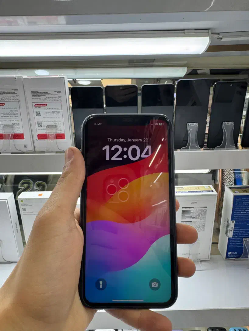 ایفون 11 نرمال 128 گیگ|موبایل|ورامین, ورامین|دیوار