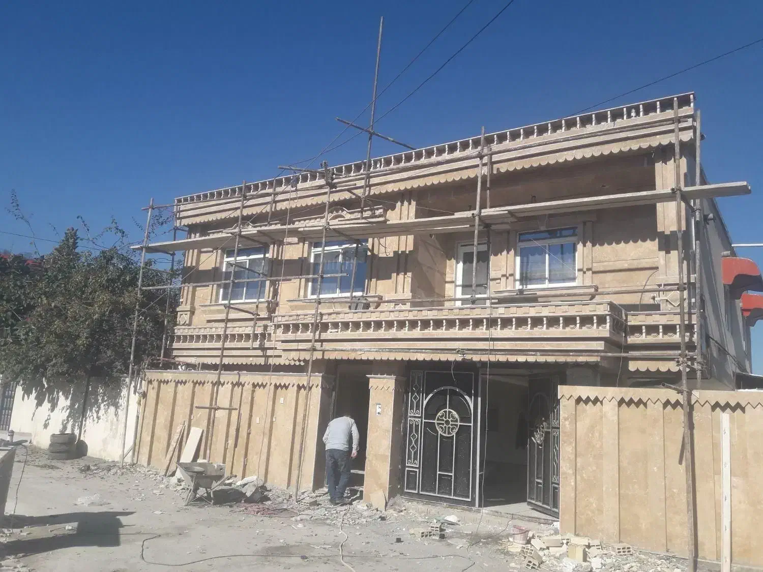 اجرای کاشی وسرامیک و نمای رومی و ساده|خدمات پیشه و مهارت|تالش, تالش|دیوار