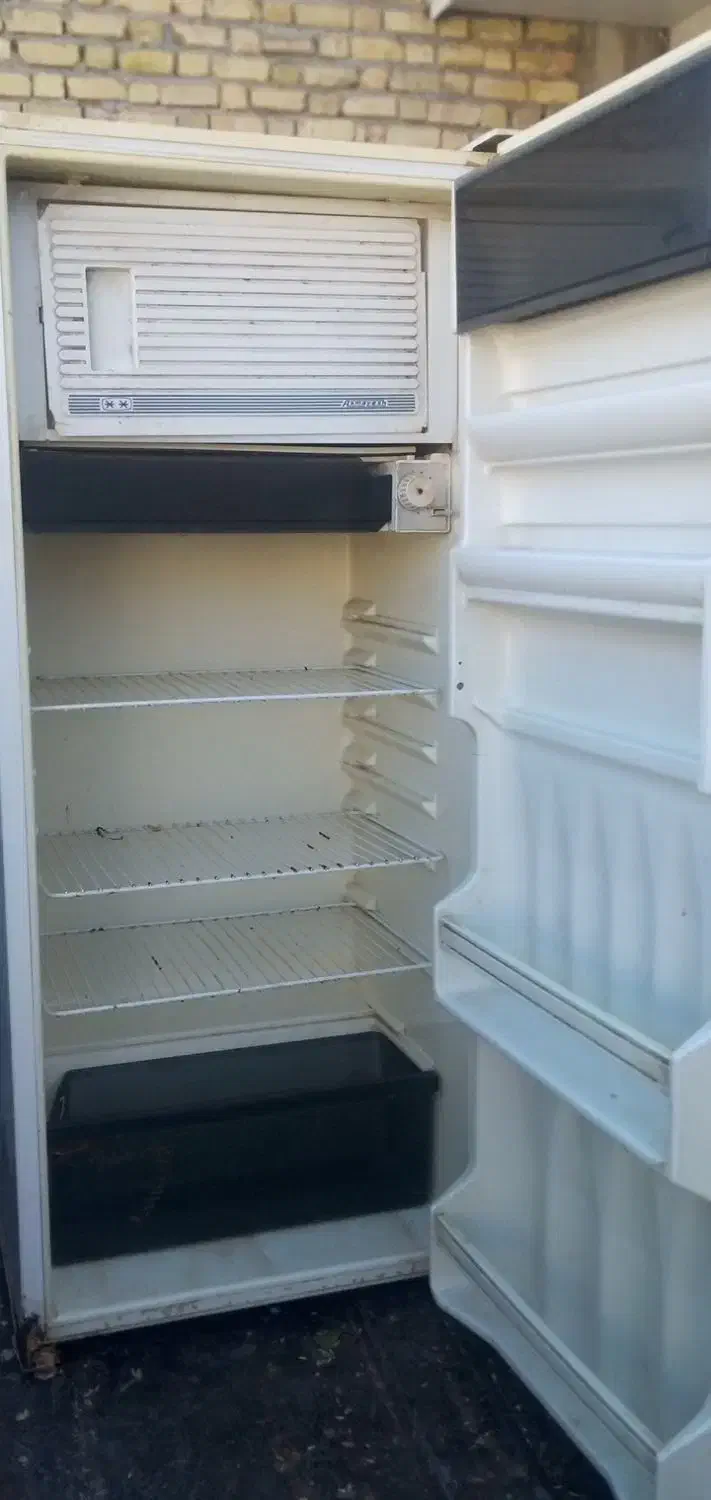 یخچال آزمایش ده فوت|یخچال و فریزر|داراب, |دیوار