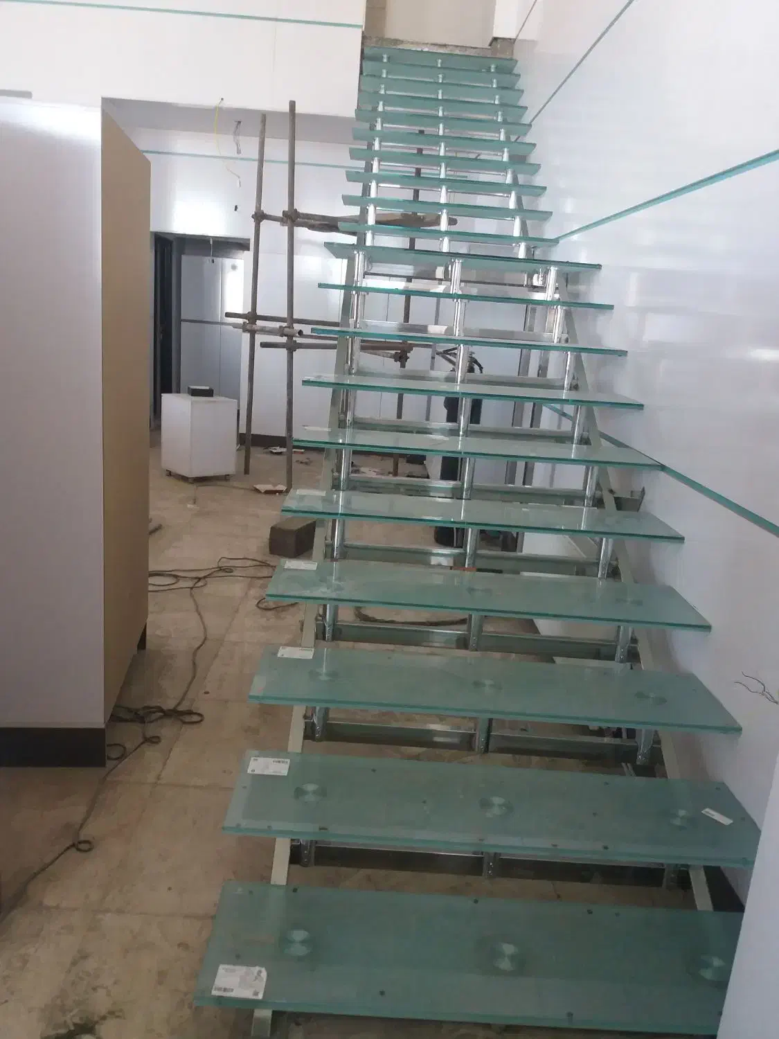 نرده استیل و پله گرد|خدمات پیشه و مهارت|مشهد, خین عرب|دیوار