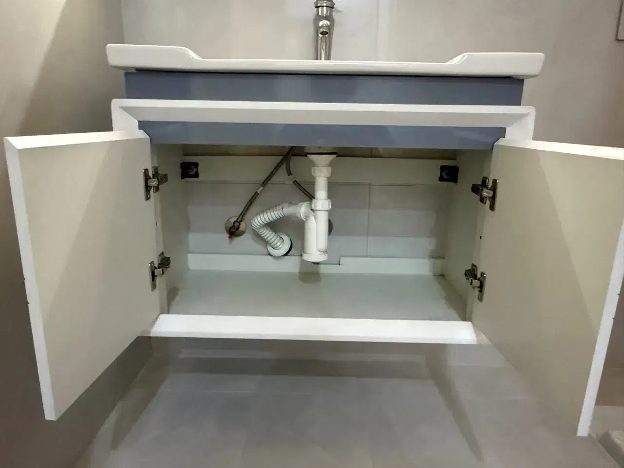 روشویی کابینتی ۸۰*۴۲|لوازم سرویس بهداشتی|تهران, هروی|دیوار