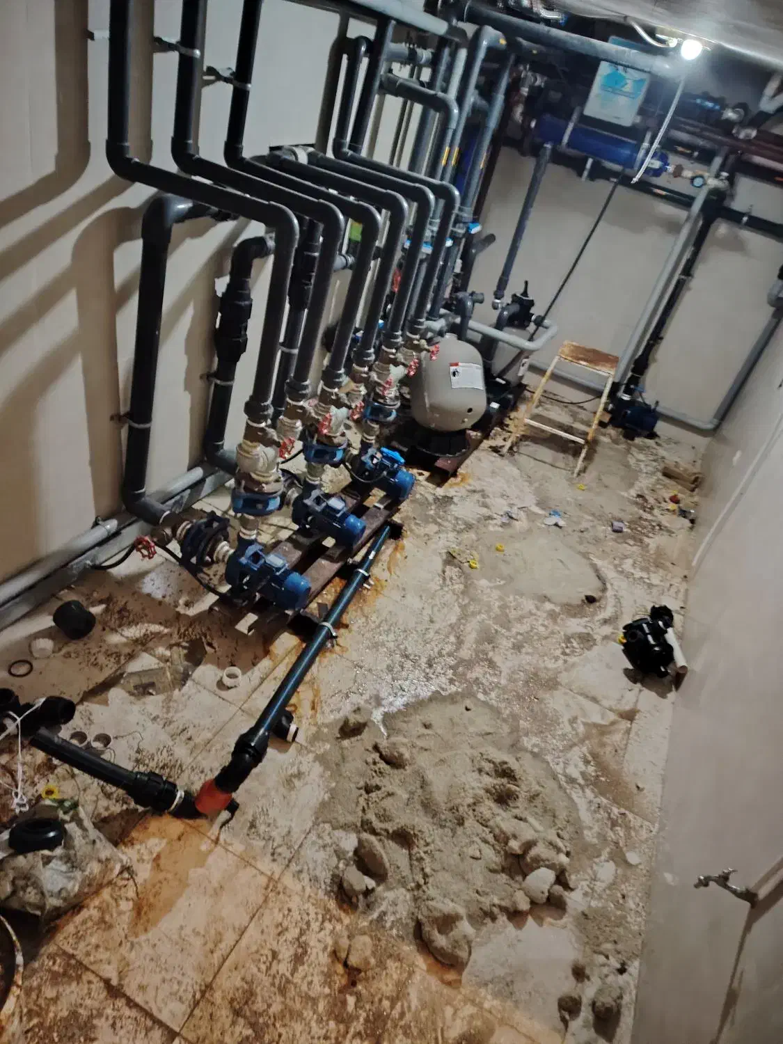 نشت یابی و لوله بازکنی|خدمات پیشه و مهارت|نجفآباد, ویلاشهر|دیوار