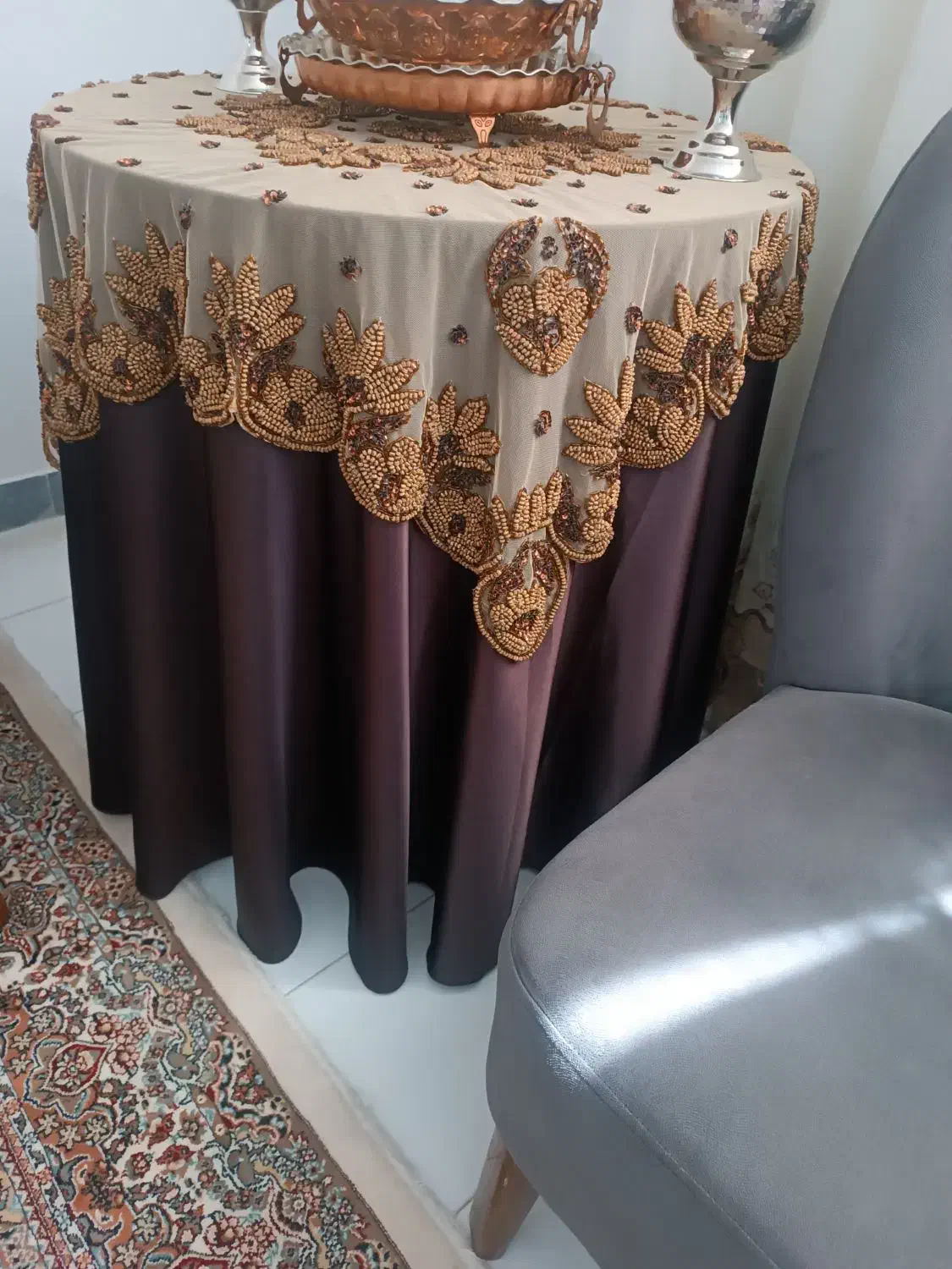 فروش میز گرد کامل|پرده، رانر، رومیزی|میانه, |دیوار