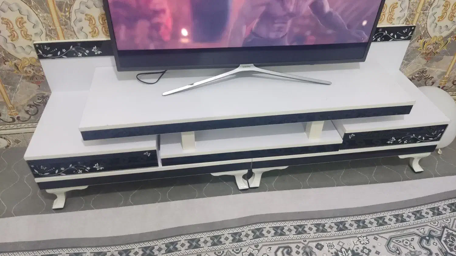 میز تلویزیون و ساعت|میز تلویزیون|سراوان, |دیوار