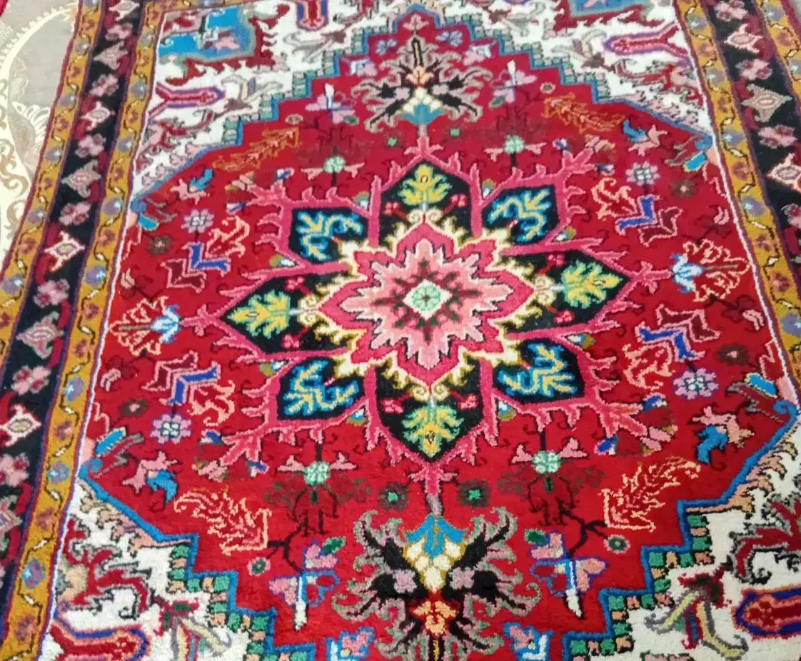 یک عدد فرش خالچه|فرش|تبریز, |دیوار