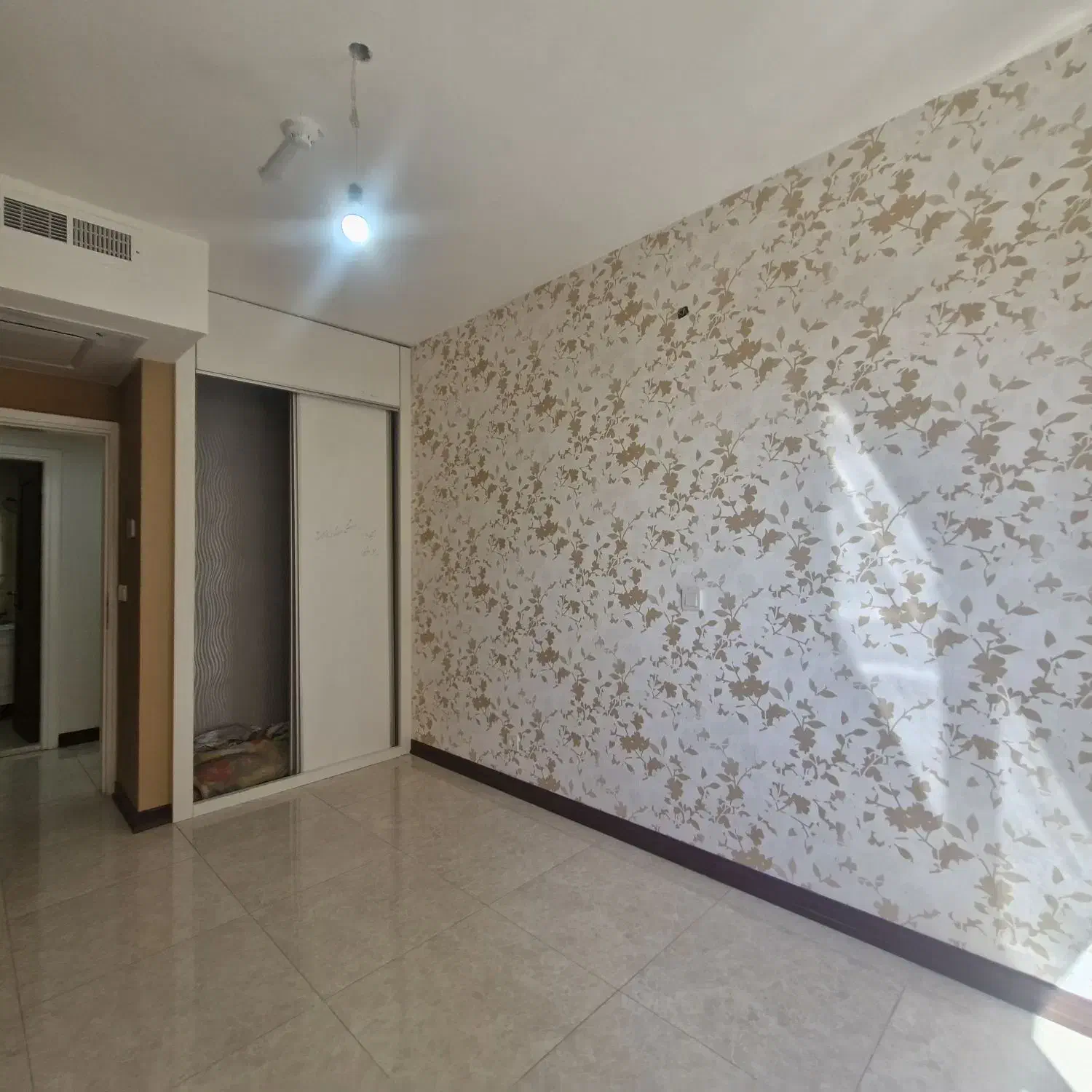 ۱۲۱متر ۲خواب نوساز ،مرواریدشهر،اردستانی،منطقه۲۲