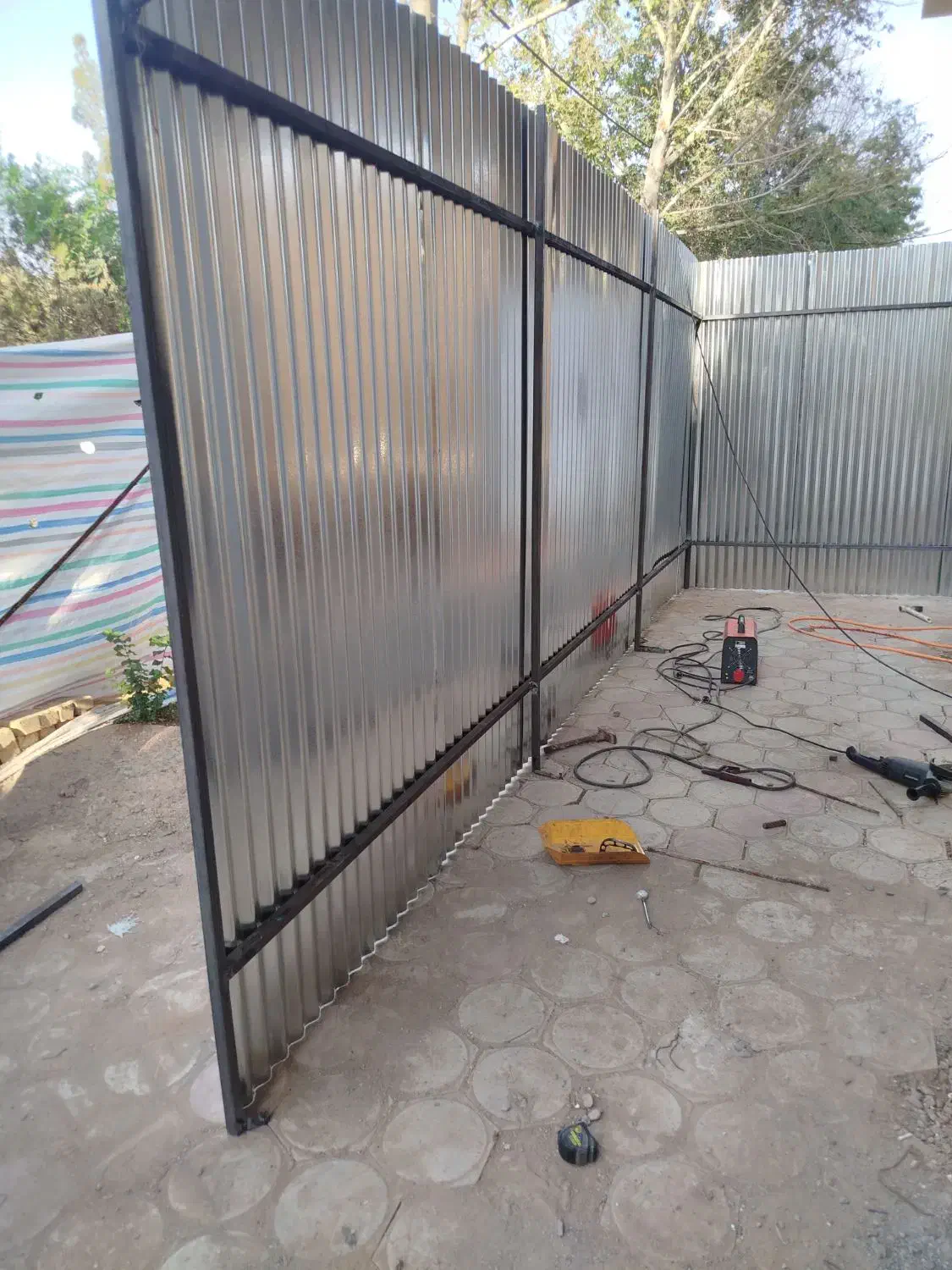 جوشکار جوشکاری سیار حتی یه خال|خدمات پیشه و مهارت|قزوین, |دیوار