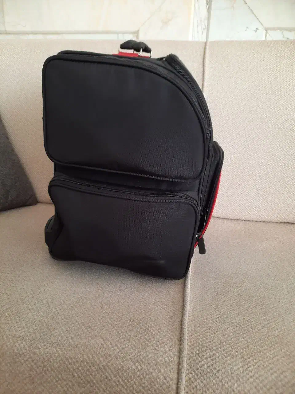 چمدان کاملا سالم و نو|کیف، کفش، کمربند|نجف‌آباد, یزدانشهر|دیوار