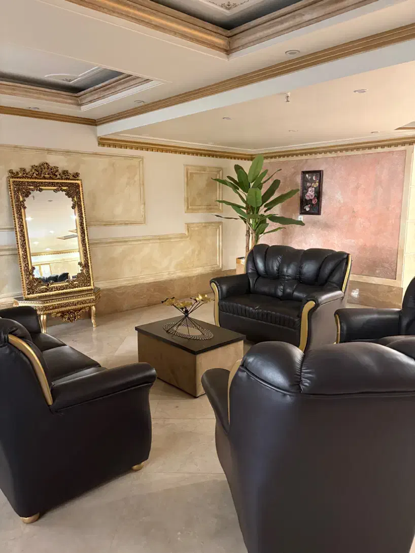 هروی ۱۲۰ متر ساقدوش بنی فاطمه کم واحد طبقه بالا